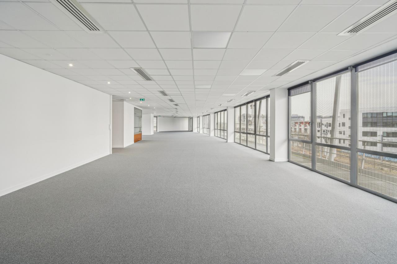Bureau La Plaine Saint-Denis 3561m² Location bureau La Plaine Saint-Denis Seine-Saint-Denis OLBUR2118624 7